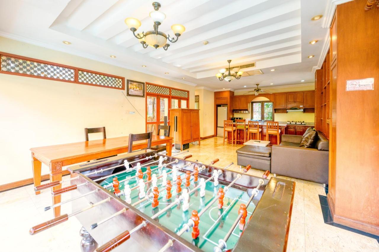 Bali Pool Villa, 5 Min To Walking Street & The Beaches Pattaya ภายนอก รูปภาพ